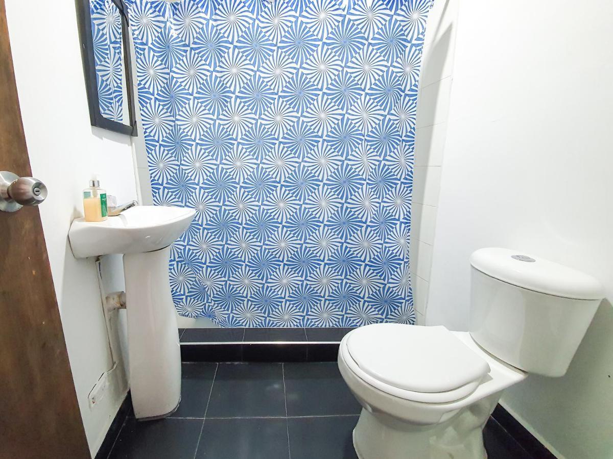 Hostal La Mercedes Street Cali Dış mekan fotoğraf