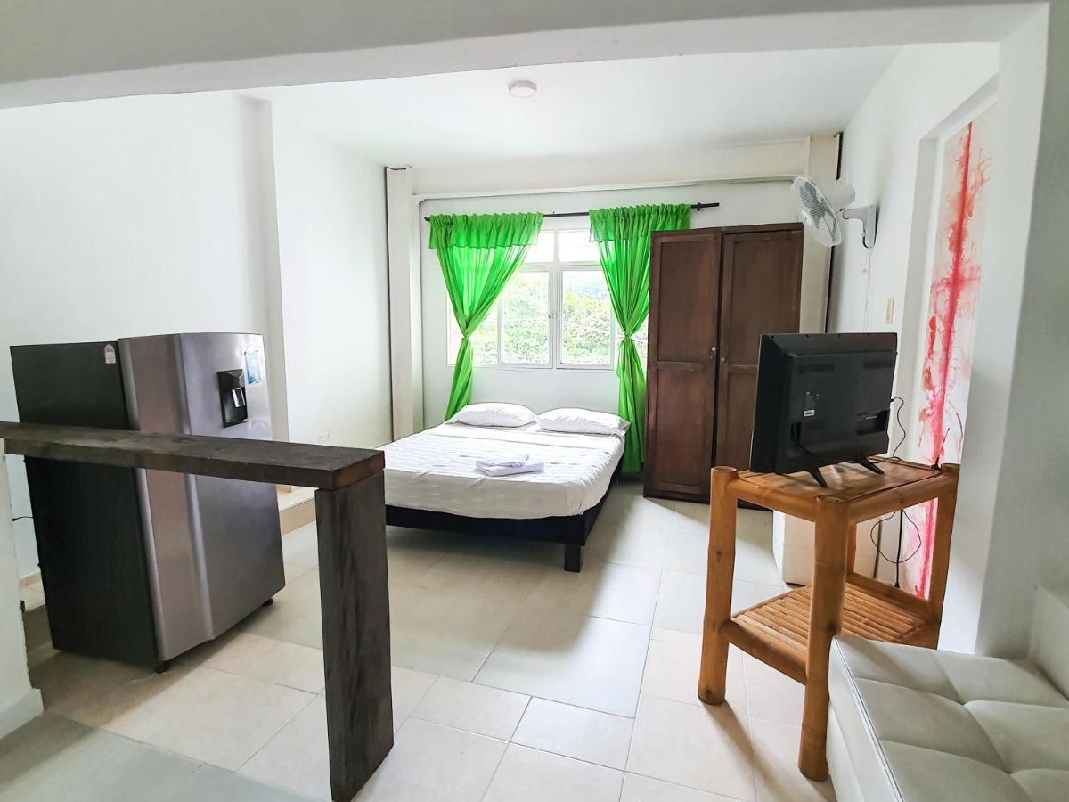 Hostal La Mercedes Street Cali Dış mekan fotoğraf