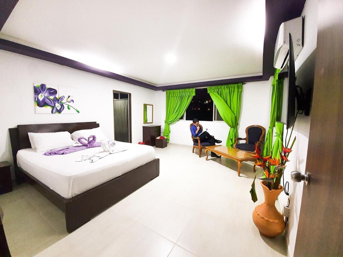 Hostal La Mercedes Street Cali Dış mekan fotoğraf