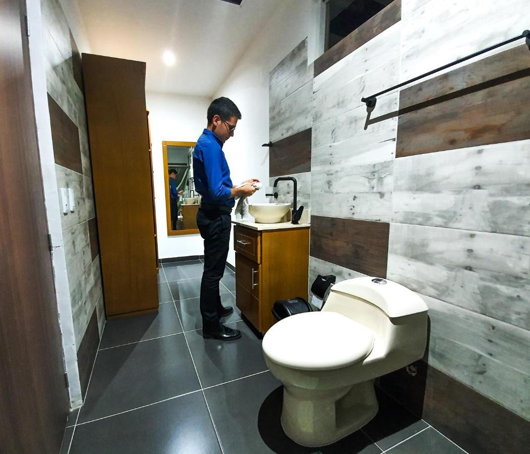 Hostal La Mercedes Street Cali Dış mekan fotoğraf